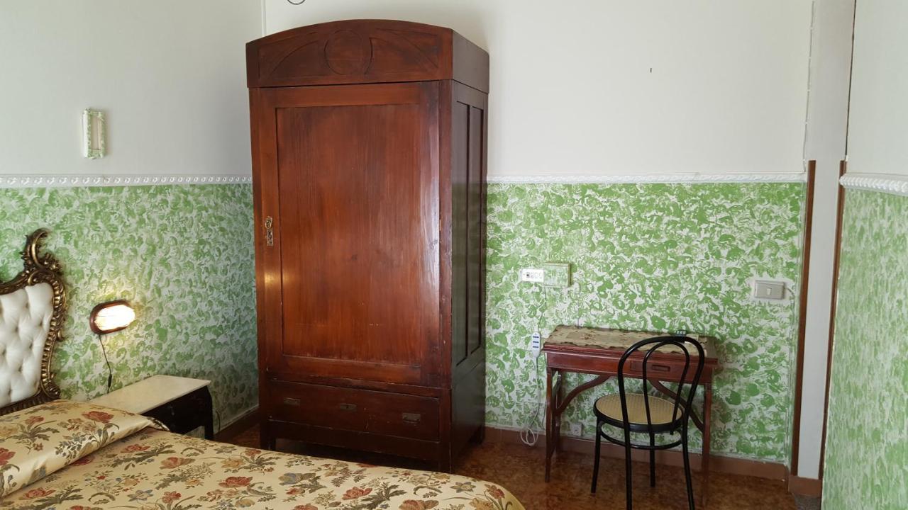 Bed & Breakfast Santa Fara 巴里 外观 照片