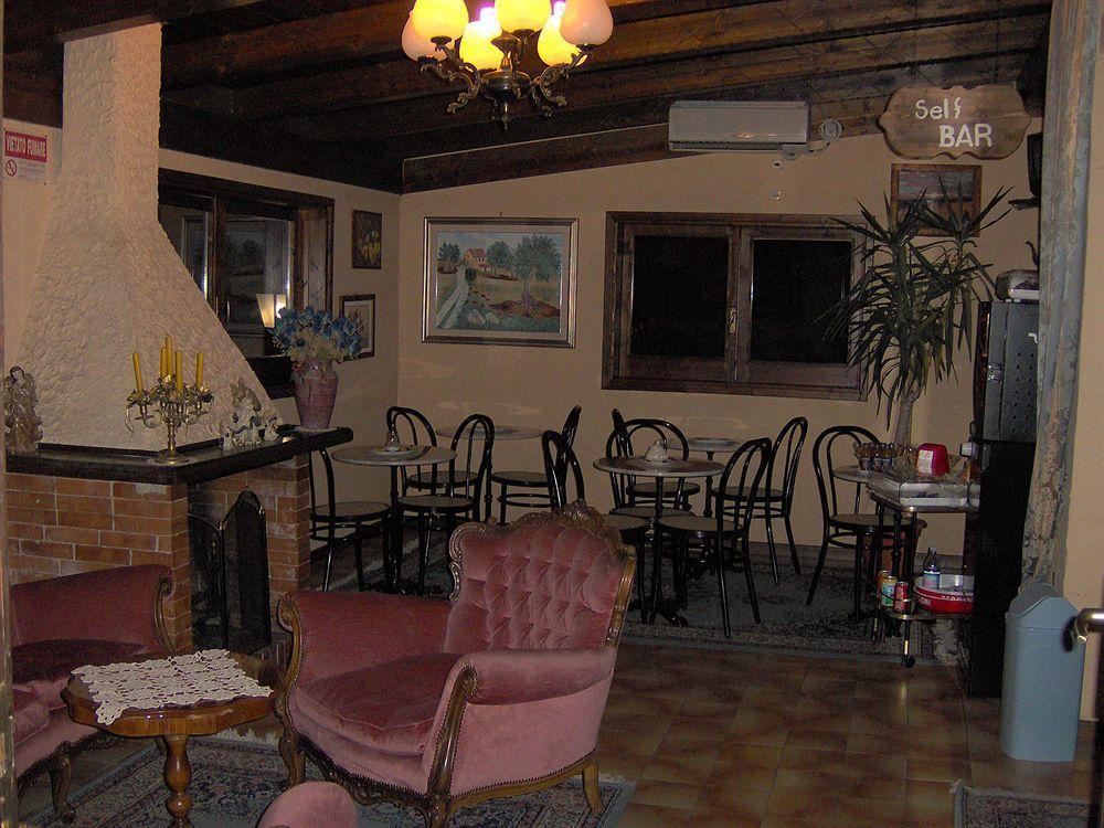 Bed & Breakfast Santa Fara 巴里 外观 照片