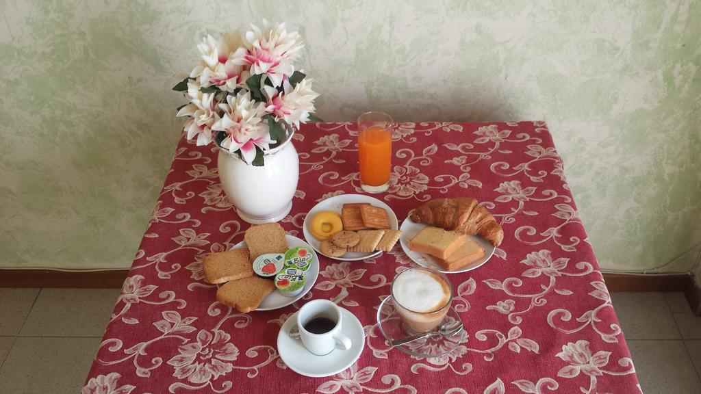 Bed & Breakfast Santa Fara 巴里 外观 照片