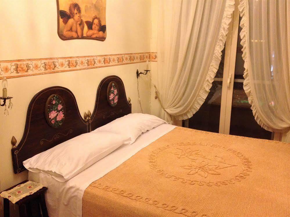 Bed & Breakfast Santa Fara 巴里 外观 照片