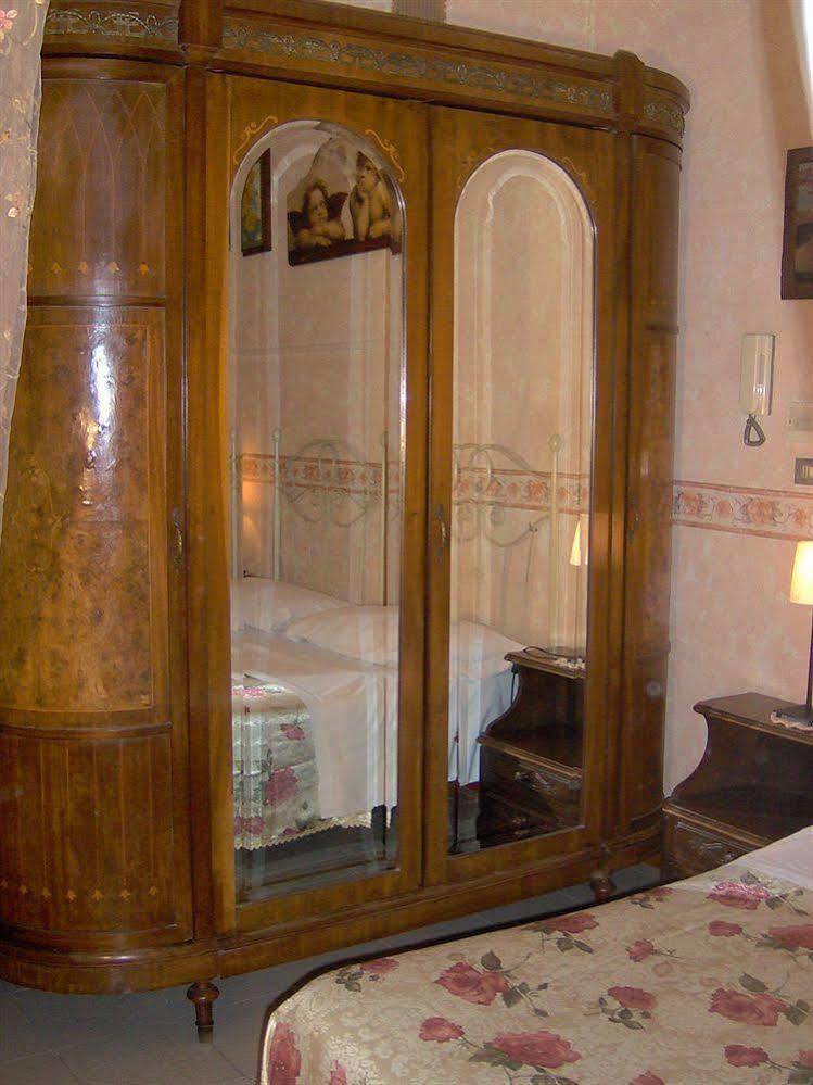 Bed & Breakfast Santa Fara 巴里 外观 照片