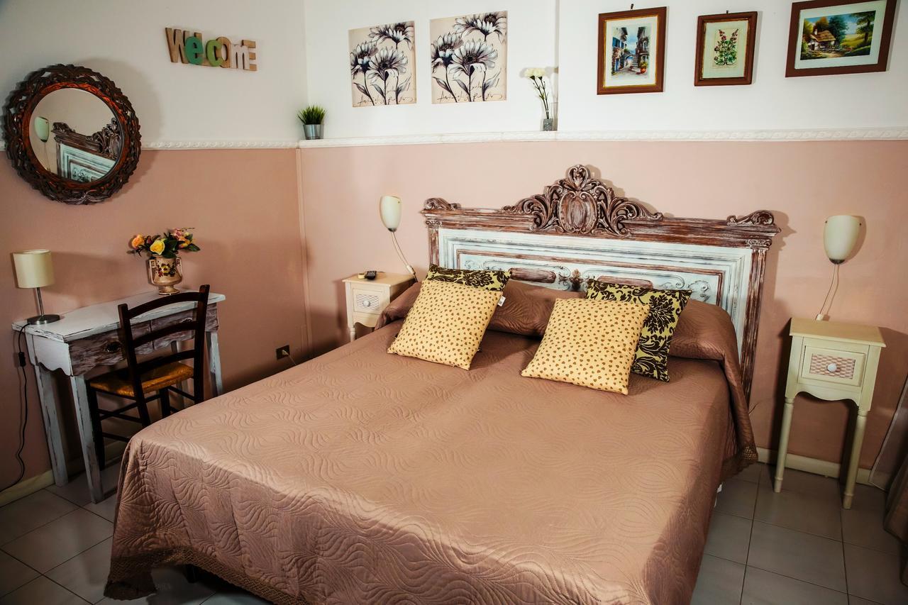 Bed & Breakfast Santa Fara 巴里 外观 照片