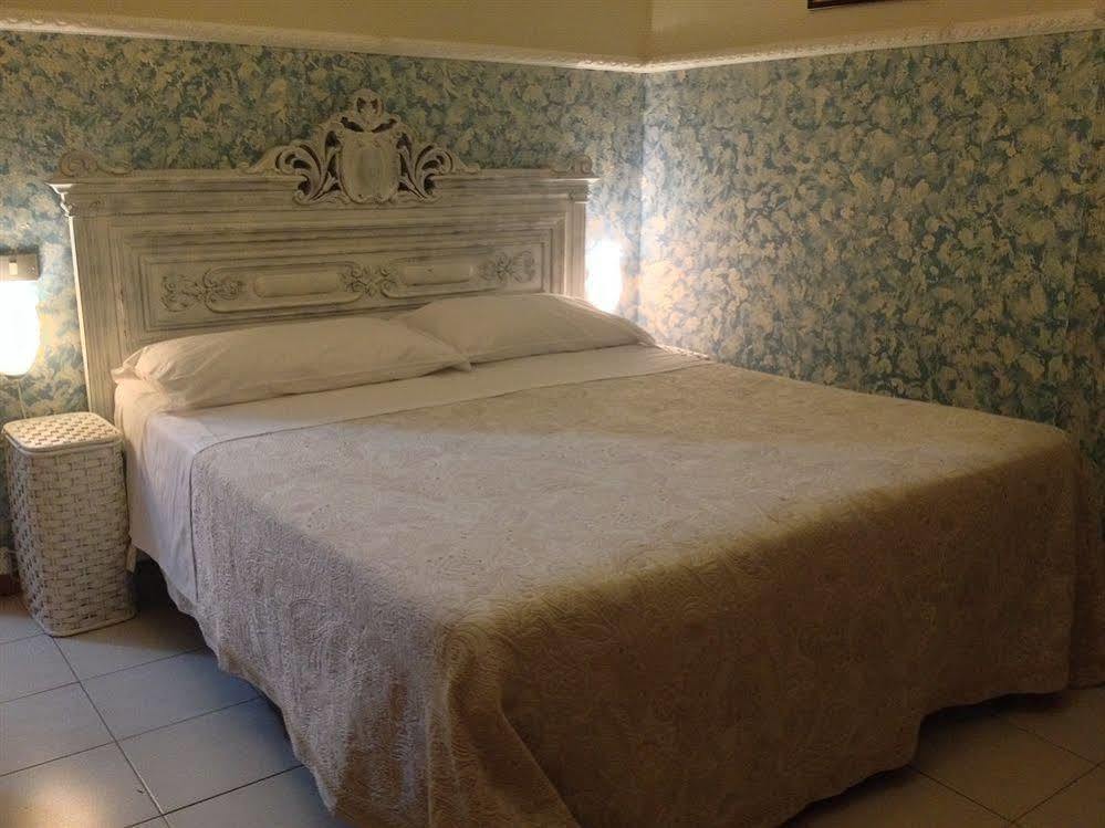 Bed & Breakfast Santa Fara 巴里 外观 照片