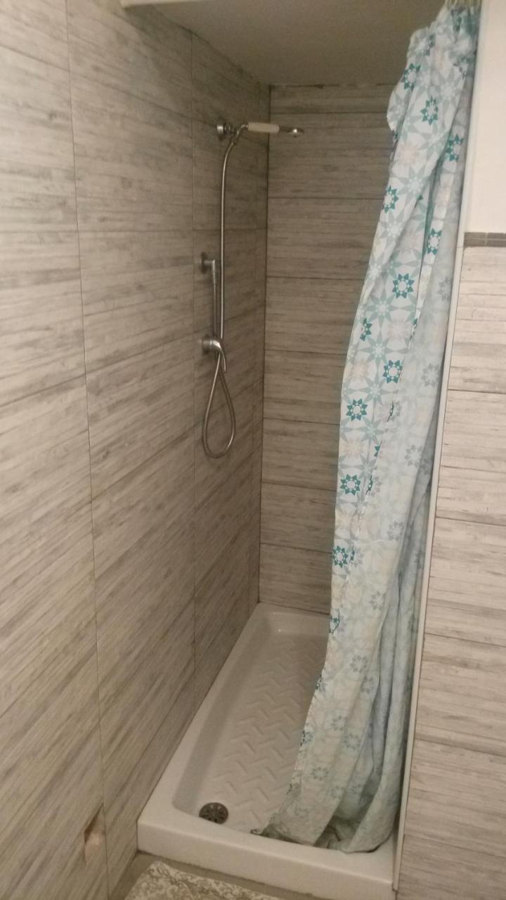 Bed & Breakfast Santa Fara 巴里 外观 照片